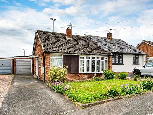 Bungalow for sale in Bridgnorth, Shropshire