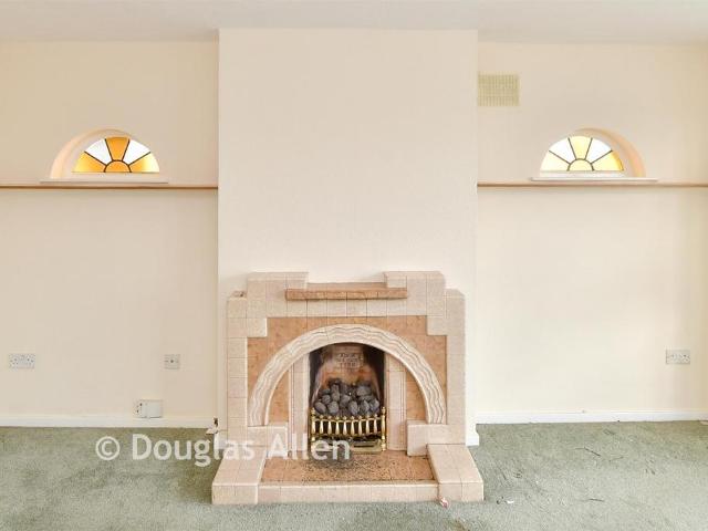 Bungalow for sale in Wickford