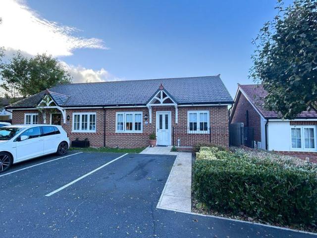 Bungalow for sale in Parc Hendre Development, Abergele