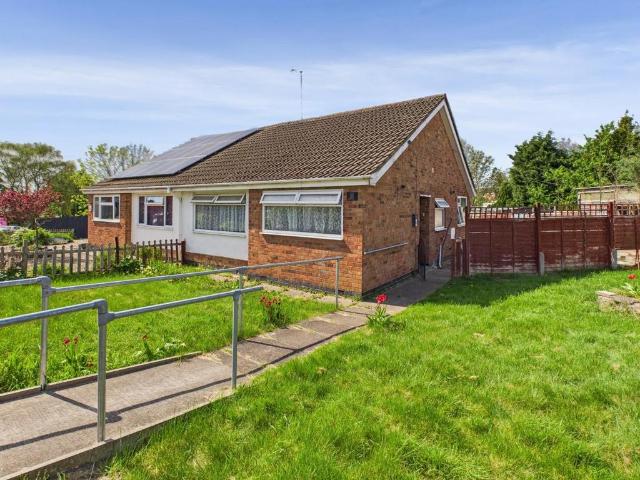 Bungalow for sale in Wigston Magna, Leicestershire