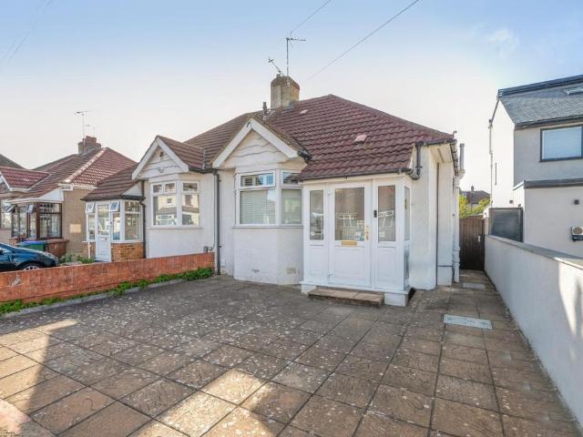 Bungalow for sale in West Heath, Greater London