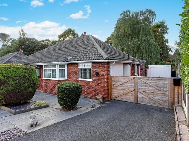 Bungalow for sale in Woolgreaves, West Yorkshire