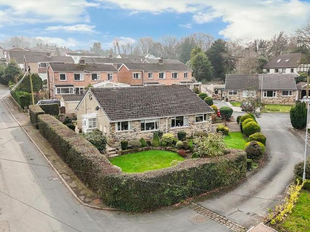 Bungalow for sale in Holme Valley, Thongsbridge