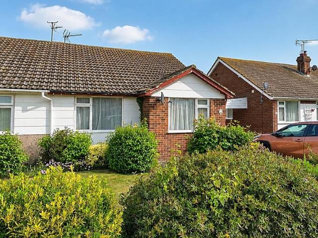 Bungalow for sale in Studd Hill, Whitstable