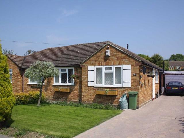 Bungalow for sale in Petts Wood, Greater London