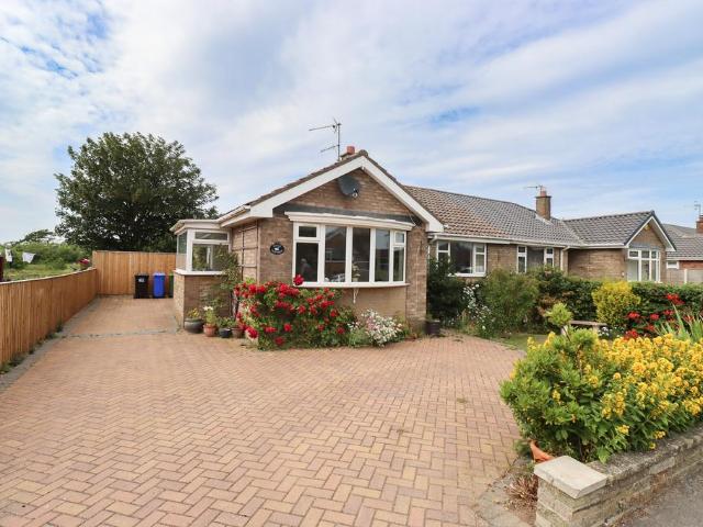 Bungalow for sale in The Pastures, Filey