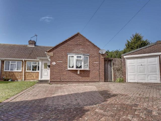 Bungalow for sale in Sawbridgeworth, Colliers End