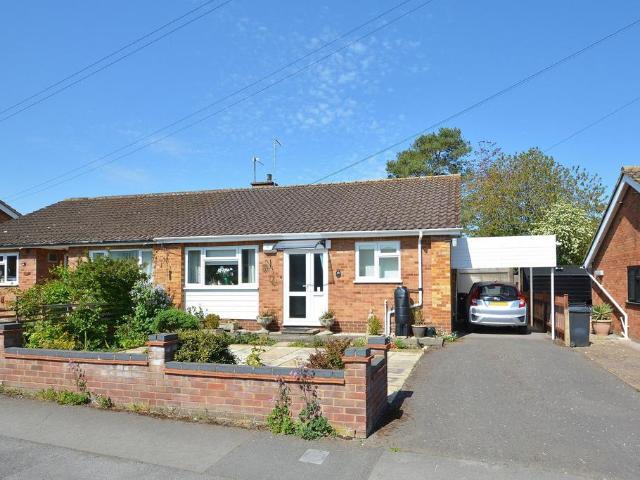 Bungalow for sale in Berrick Salome, Oxfordshire