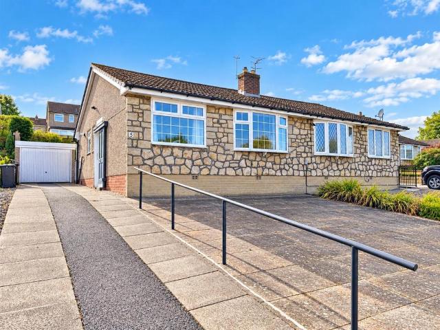 Bungalow for sale in Bogthorn, Bradford