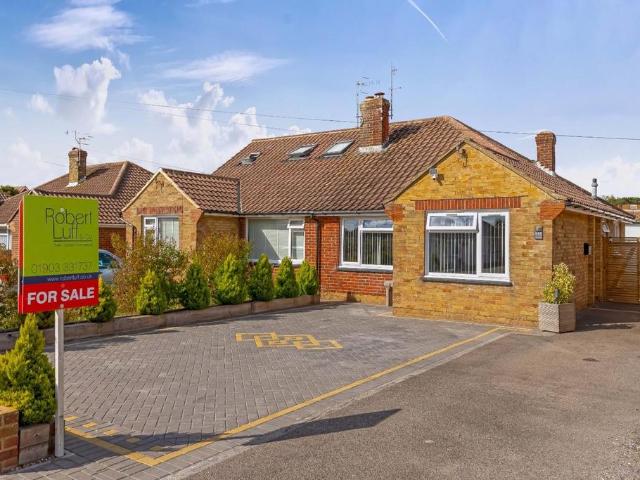 Bungalow for sale in Kingston Buci, Fishersgate