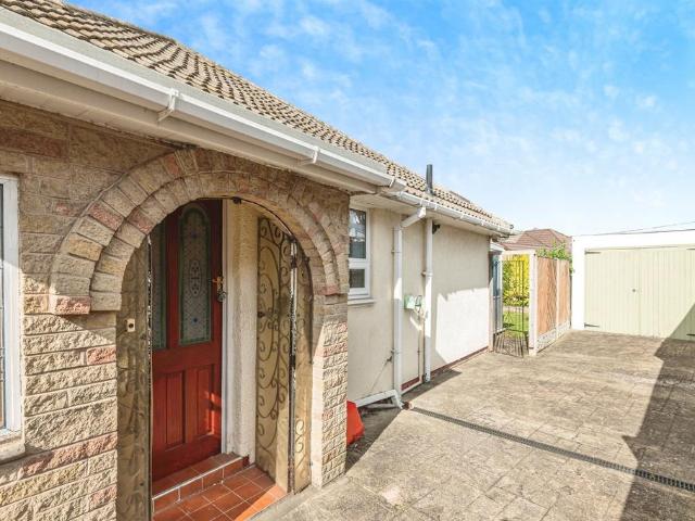 Bungalow for sale in Birstall Smithies, Heckmondwike