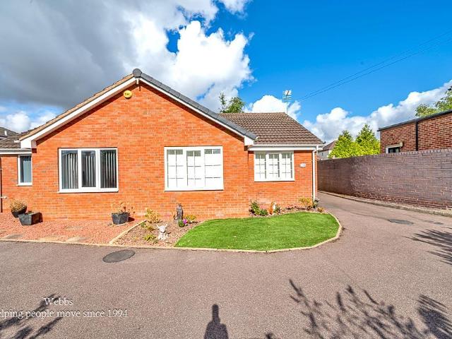 Bungalow for sale in Pye Green, Chadsmoor