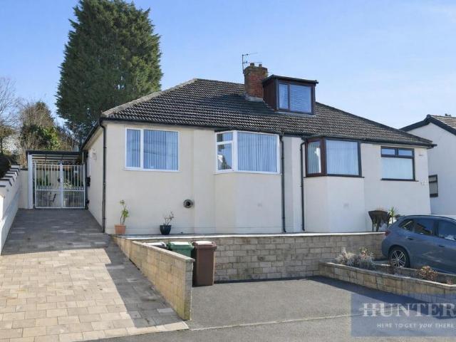 Bungalow for sale in Shaw Lane, Yeadon