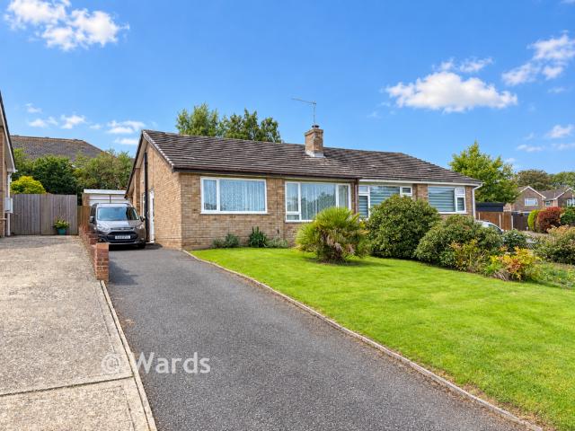 Bungalow for sale in Willesborough, Bridgefield