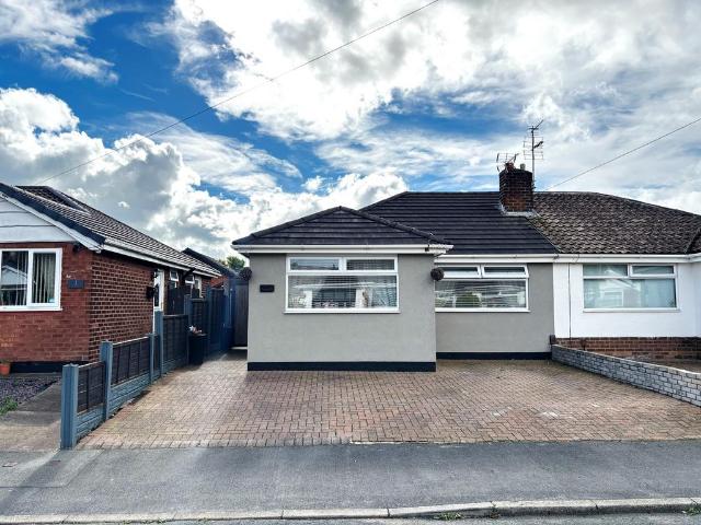 Bungalow for sale in Hindley, Wigan