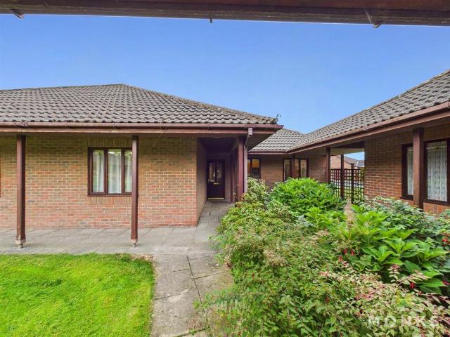Bungalow for sale in Gobowen, Shropshire