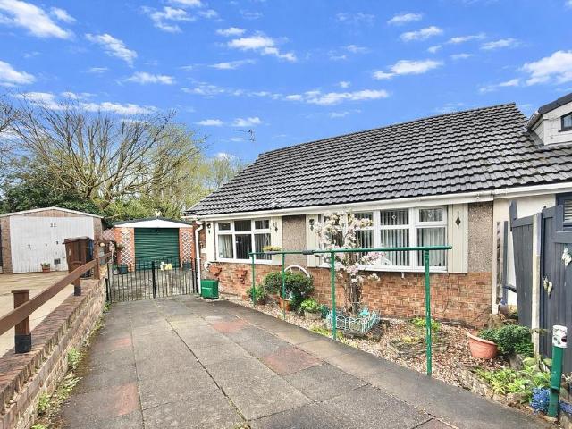 Bungalow for sale in Haughton Green, Greenheys