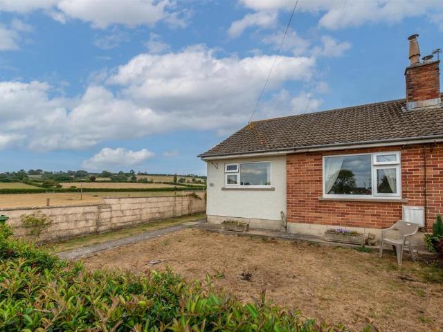 Bungalow for sale in Farmborough, Bath And North East Somerset