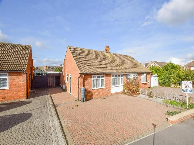 Bungalow for sale in Ditton, Tonbridge and Malling