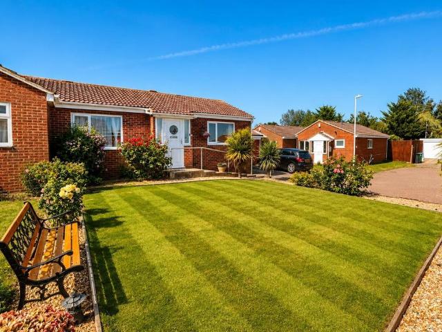 Bungalow for sale in Leysdown, Oad Street