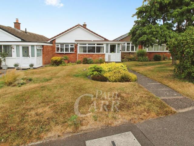 Bungalow for sale in Aldridge, West Midlands