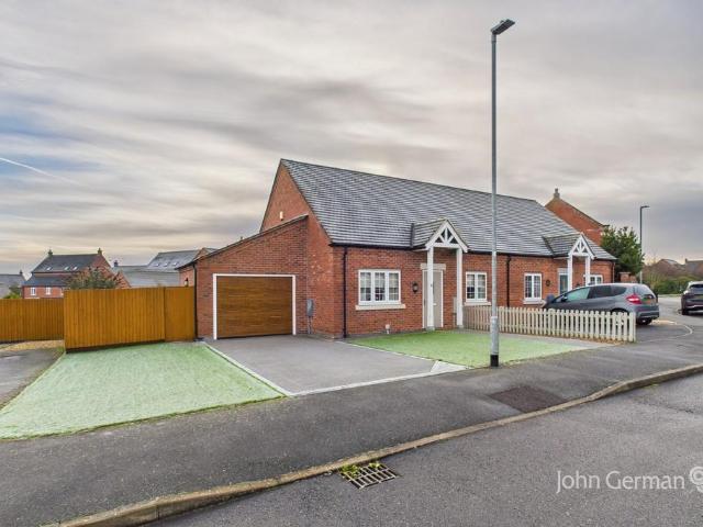Bungalow for sale in Beamhurst, Staffordshire