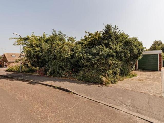 Bungalow for sale in Oad Street, Kent