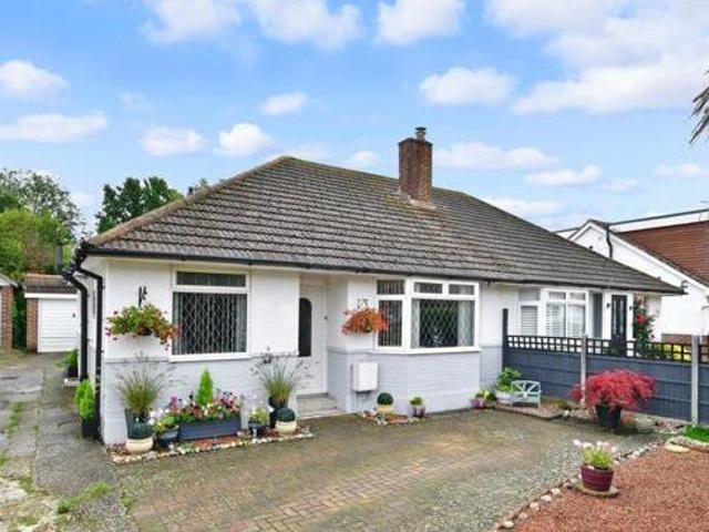 House for sale in Arundel, Clapham