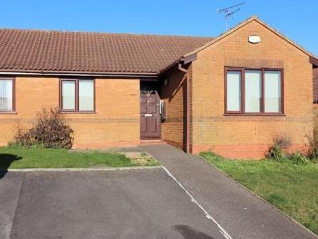 House for sale in Luton, England