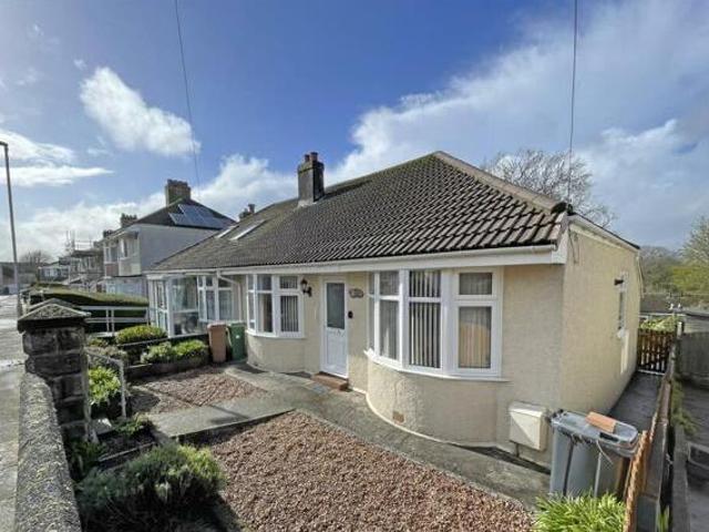 House for sale in Follaton, Strode