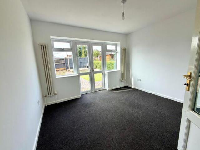 Bungalow for sale in Kingsthorpe, Northamptonshire