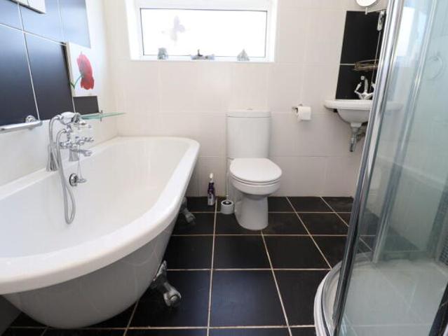 Bungalow for sale in Bracebridge Low Fields, Brayford