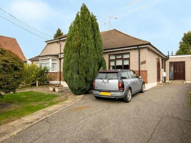 House for sale in Hutton, Navestock Side
