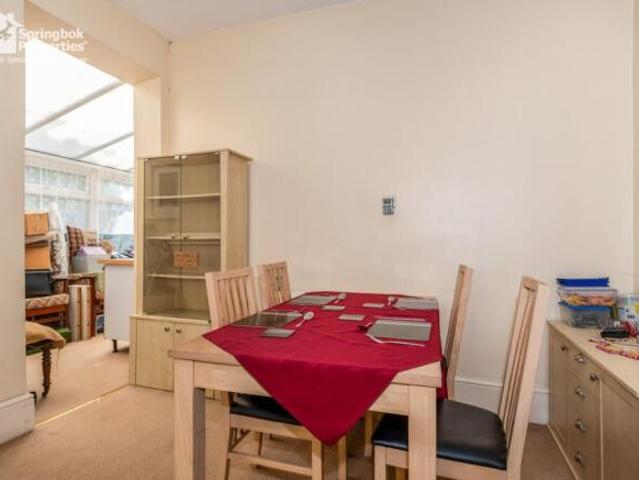 Bungalow for sale in Mount Wise