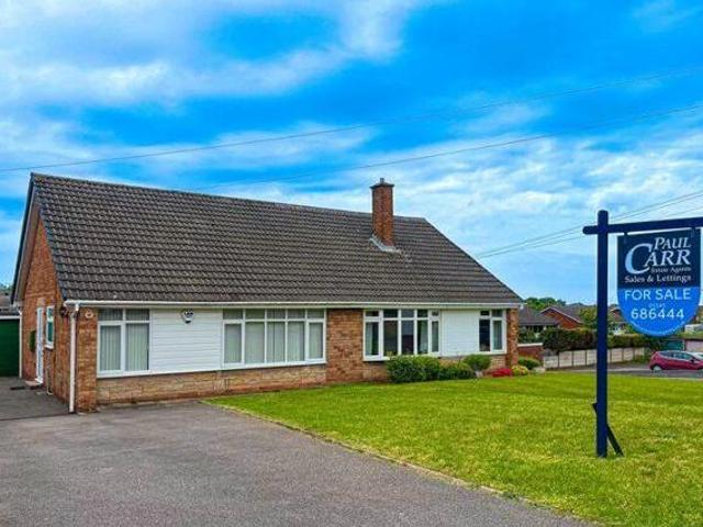 House for sale in Chase Terrace, Lichfield