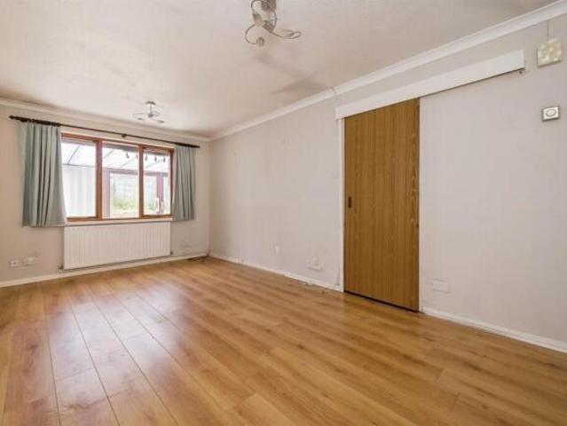 Bungalow for sale