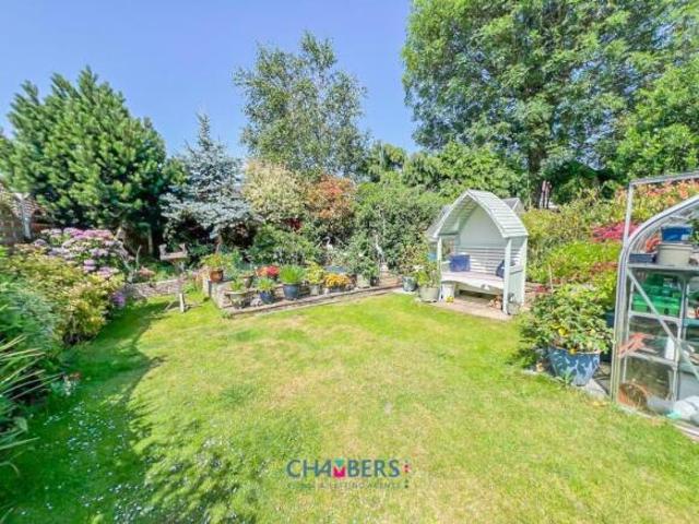 Bungalow for sale in Gun Hill, Warwickshire