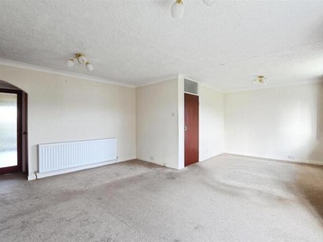 Bungalow for sale in Kingswood, Hull