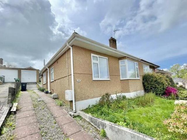 House for sale in Follaton, Strode