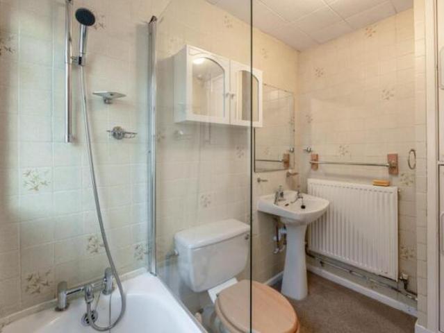 Bungalow for sale in Lillington, Warwick