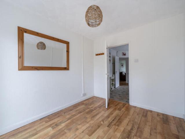 Bungalow for sale in Lakeside, Rodbourne