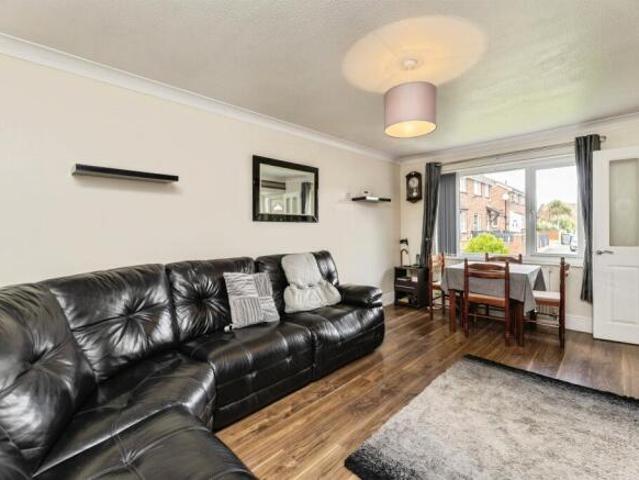 Bungalow for sale in West Yorkshire