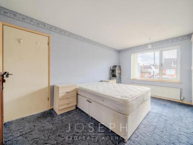 Bungalow for sale in Key Street, Suffolk