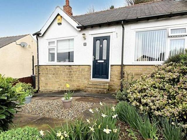 House for sale in Huddersfield, West Yorkshire