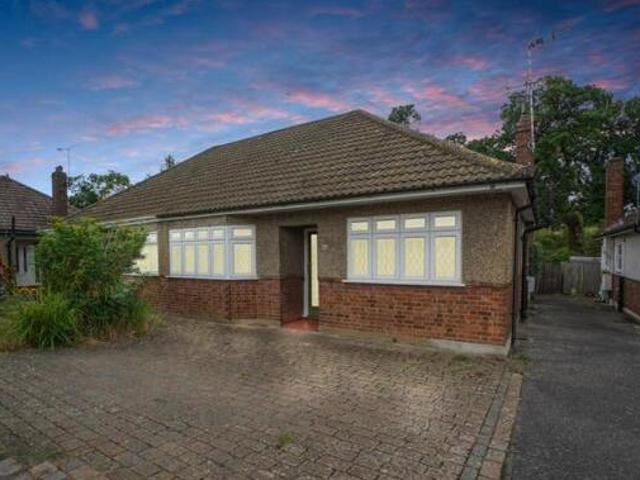 House for sale in Ingatestone and Fryerning, Navestock Side