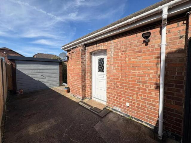 Bungalow for sale in Kennessee Green, Maghull