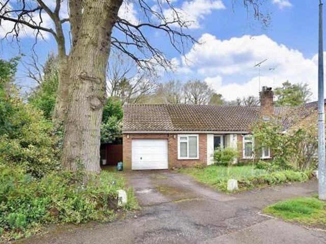 House for sale in Leighton-Linslade, Leighton Buzzard