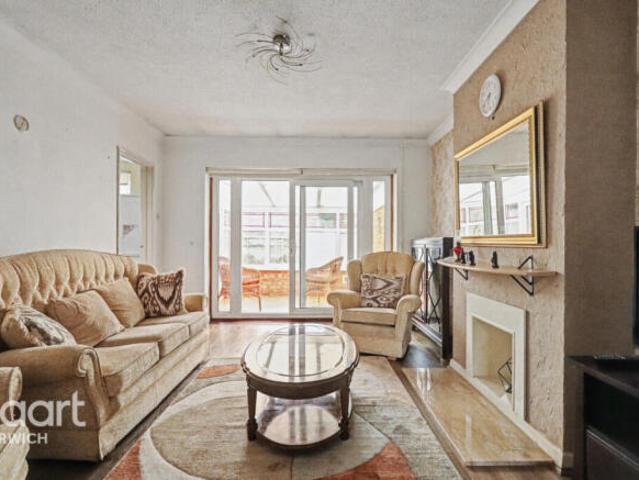 Bungalow for sale in New Catton, East Bank