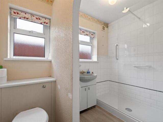 Bungalow for sale in Midway, Kent