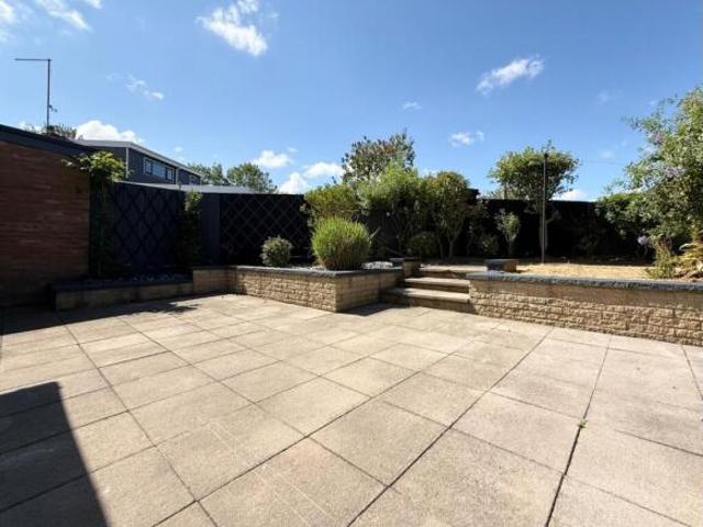 Bungalow for sale in Cat Hill